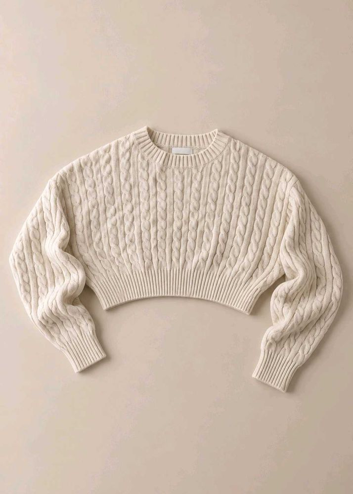 CREAM CABLE-KNIT CROPPED SWEATER