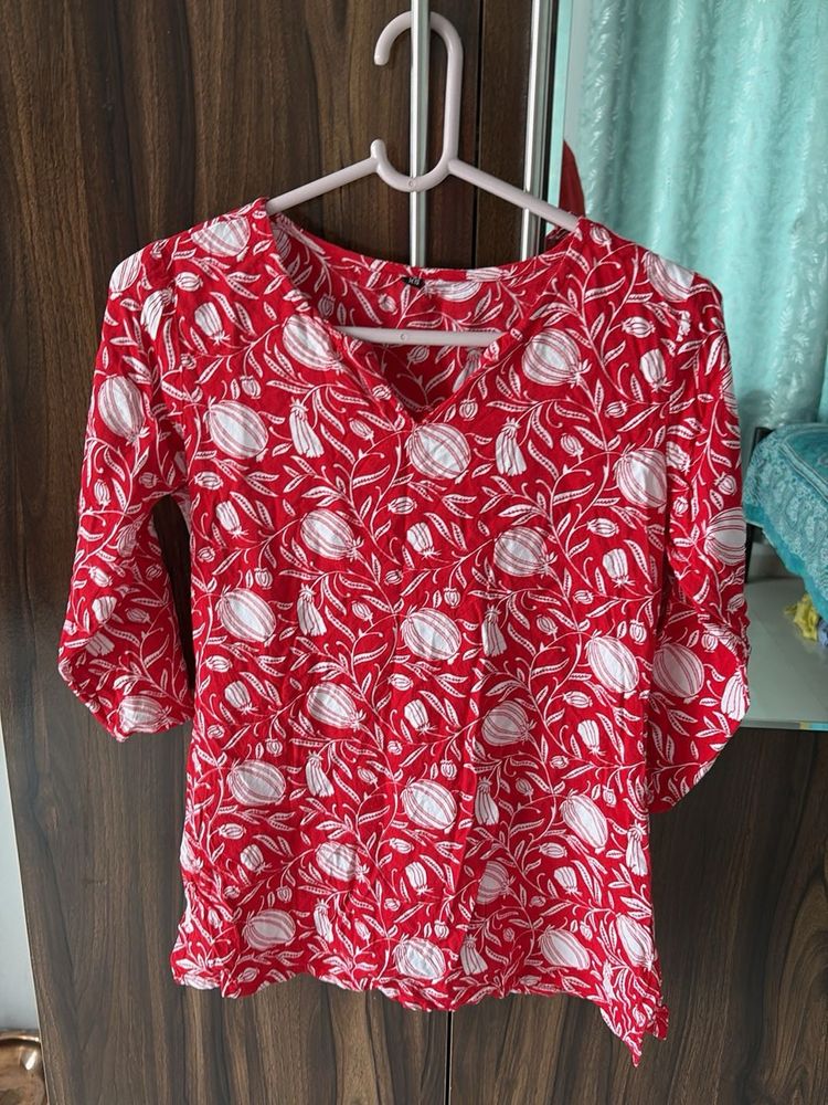 Vibrant Red Floral Print Kurta