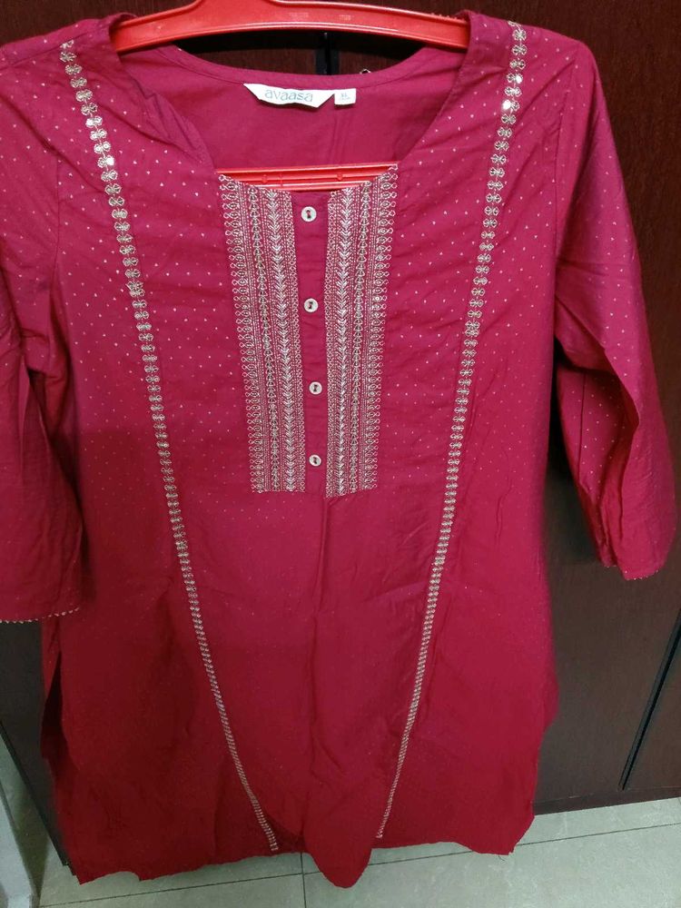 Elegant Pink Kurta with Embellishments