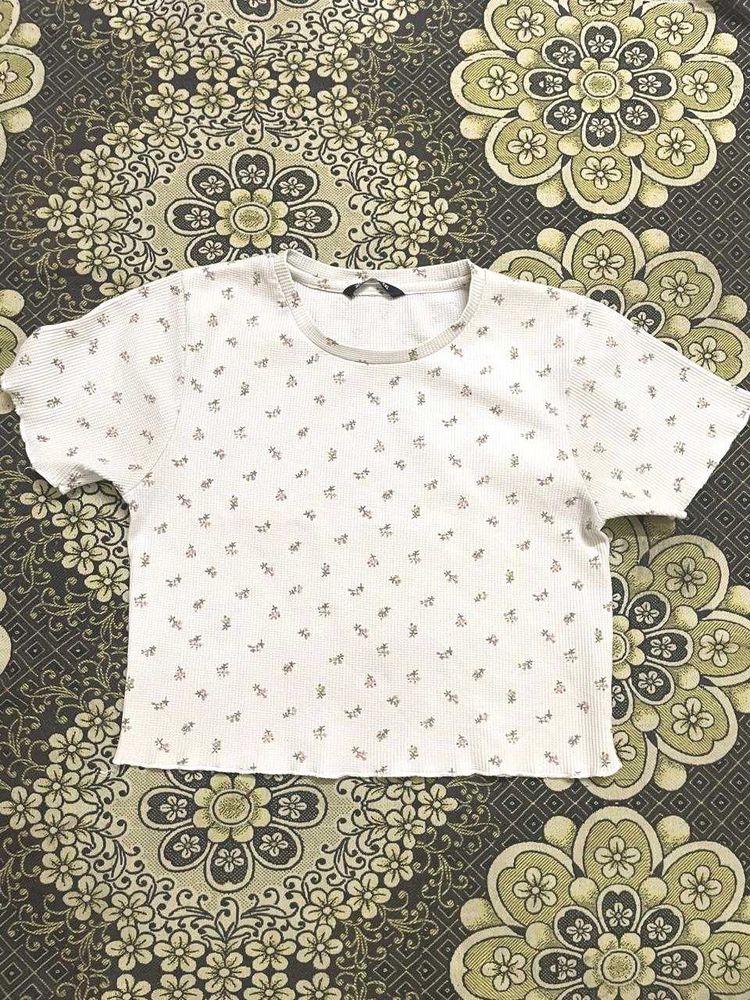 Cute Floral Print Cropped T-Shirt