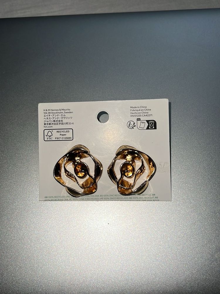 H&amp;M Gold Tone rose Earrings