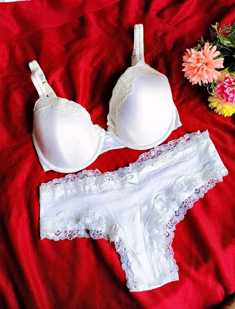 White Lace Bra &amp; Panty Set