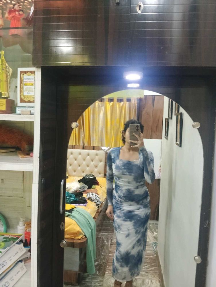 Stylish Tie-Dye Ruched Maxi Dress