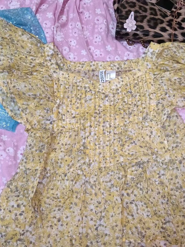 Yellow Floral Print Puff Sleeve Top
