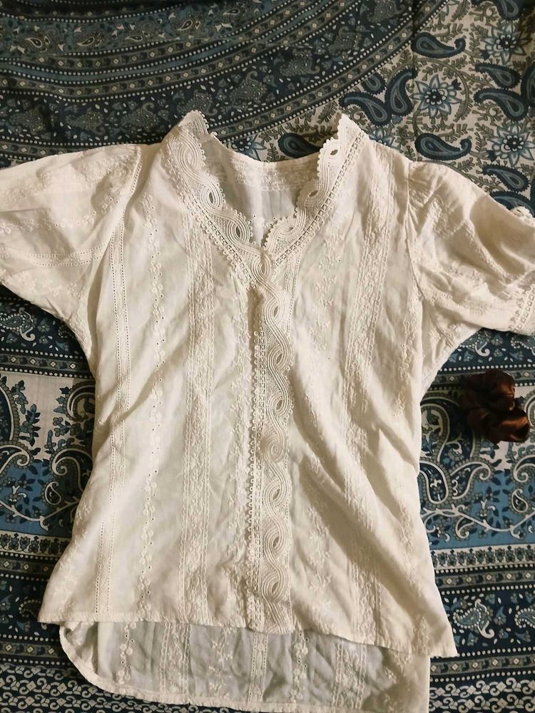 Elegant White Embroidered Kurta Top