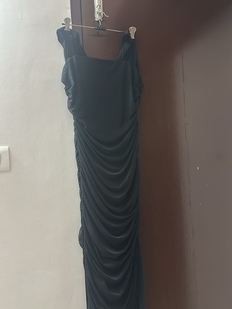 Elegant Ruched Black Maxi Dress