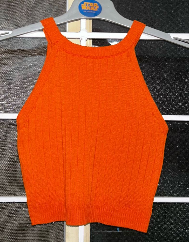 Ribbed Halter Neck Crop Top - Size