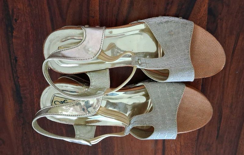 Elegant Women's Sandals