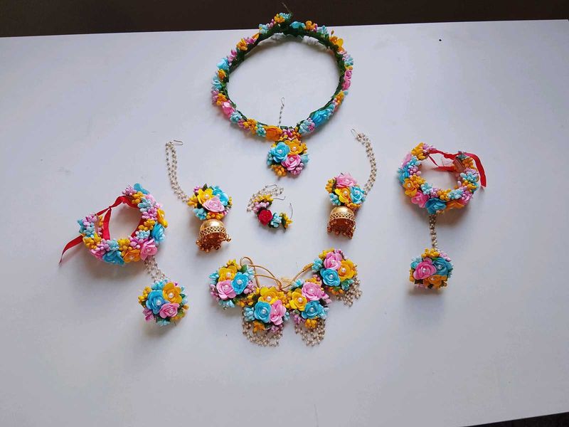 Floral Jewellery Set