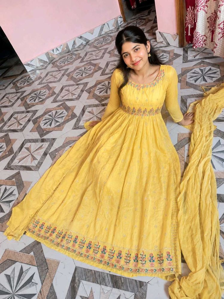 Elegant Yellow Kurta Set with Dupatta