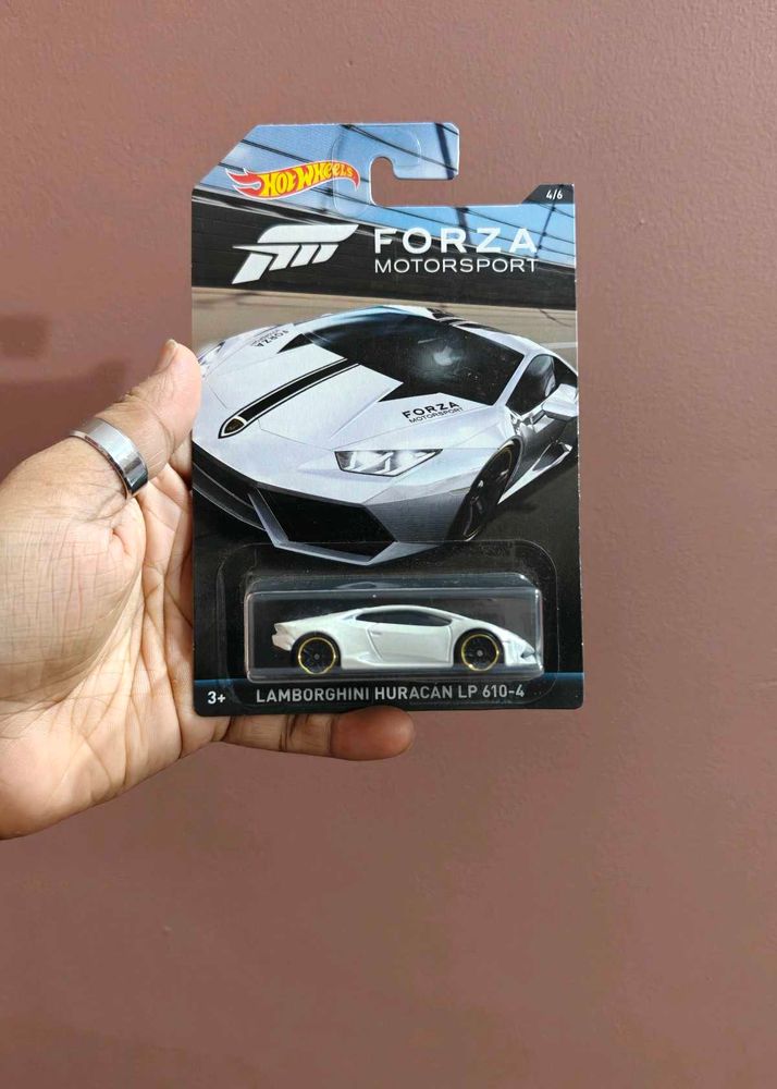 Froza Edition Hot Wheels Lamborghini LP-610-4