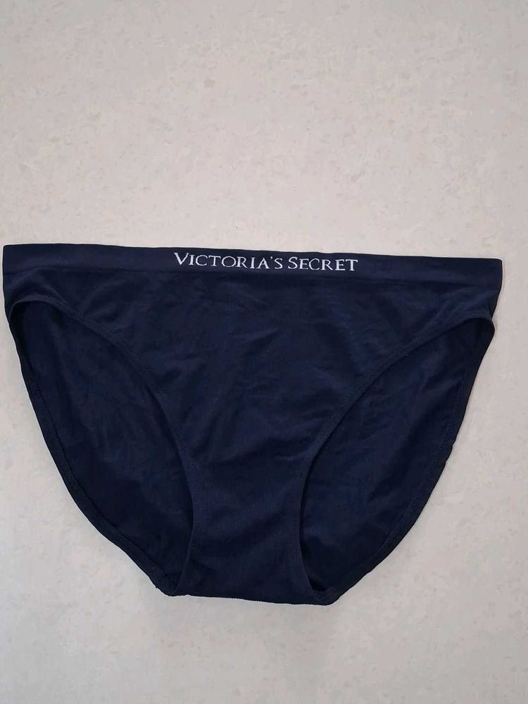 M Victoria's Secret Navy Briefs