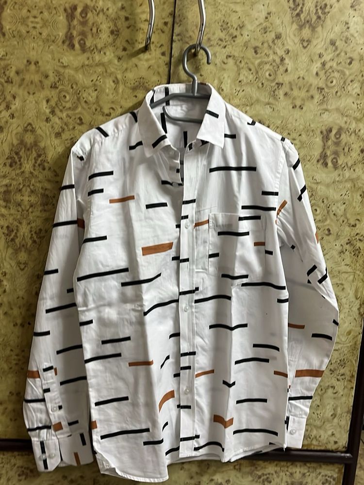 Men's White Casual Shirt