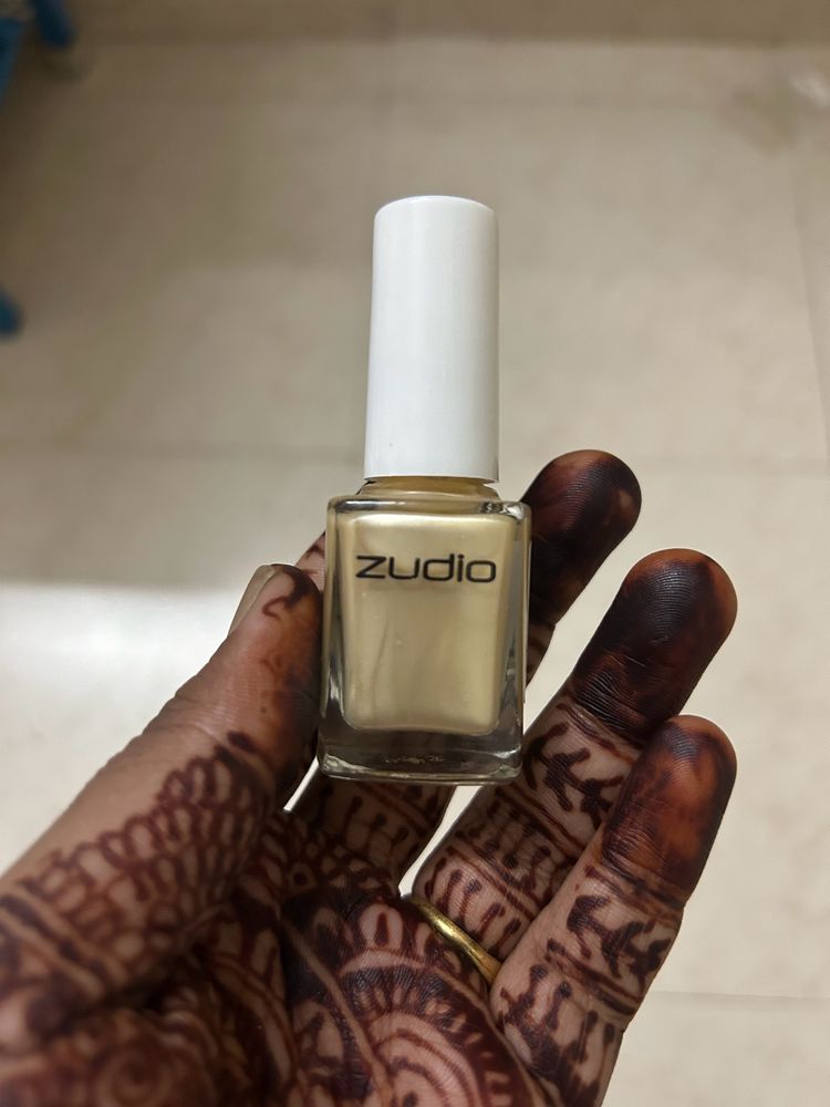 Zudio Nailpaint Shiny Cream Color