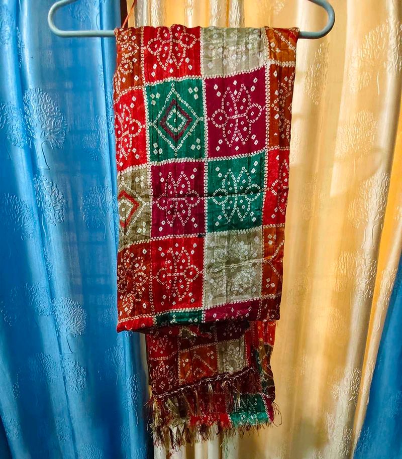 Vibrant Bandhani Print Dupatta