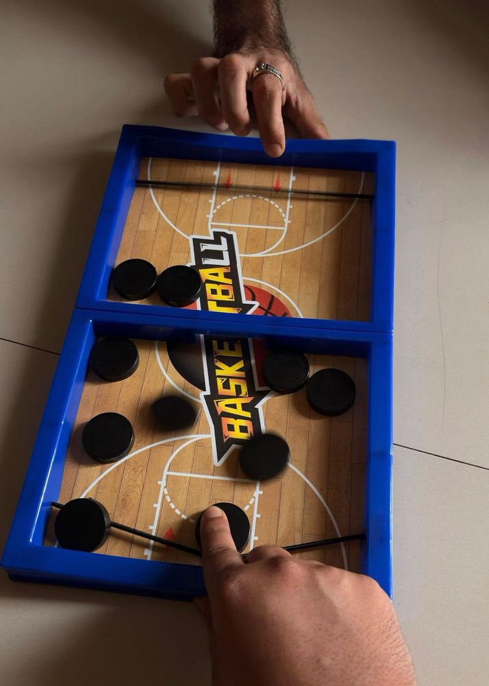 fast  sling  puck basketball game