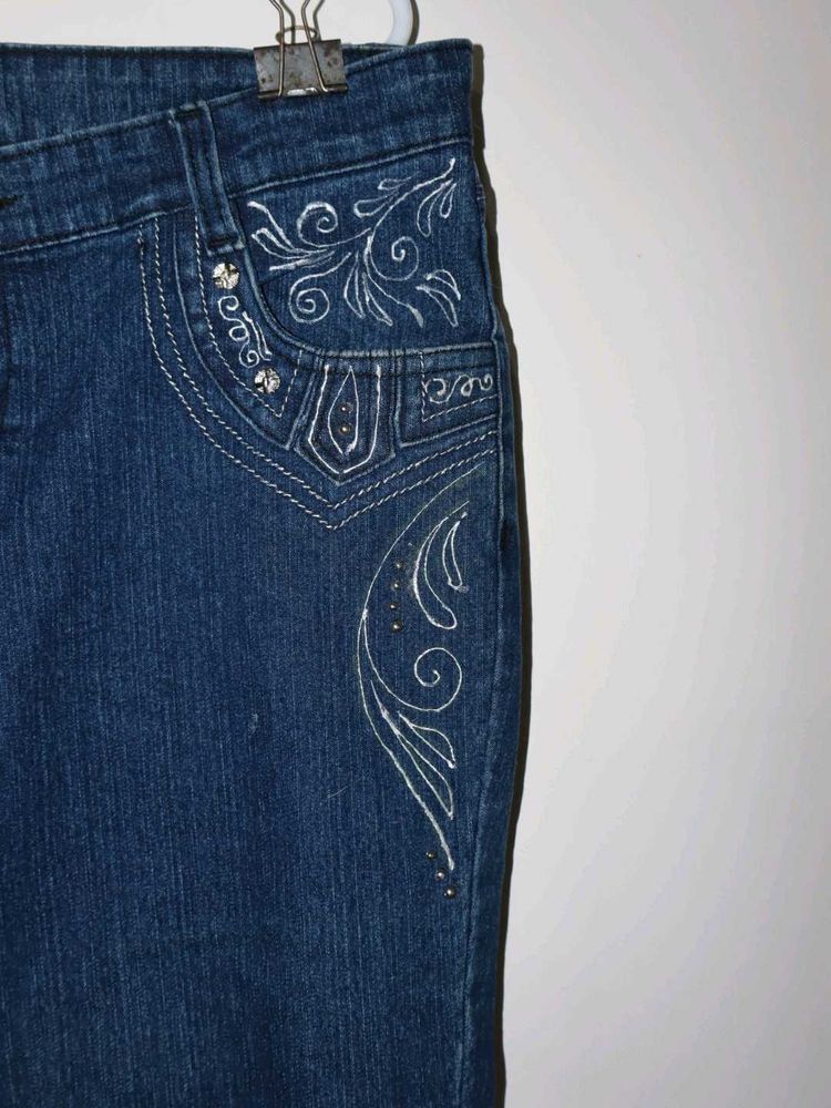 Women's Blue Denim Capri Jeans