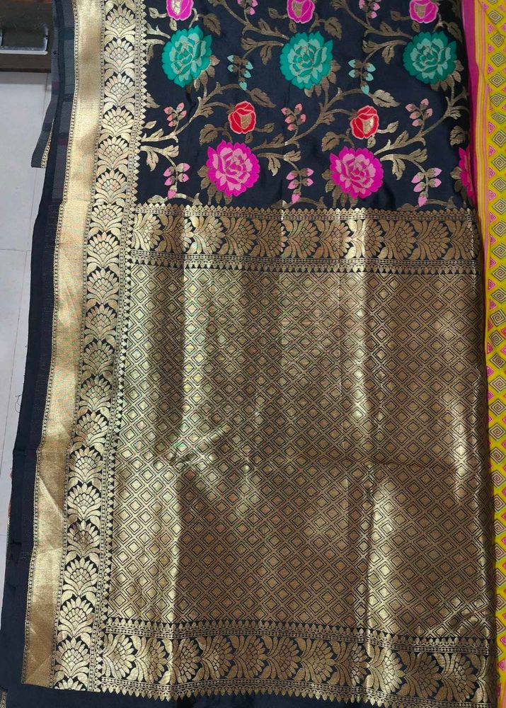 Beautiful Black Floral Saree