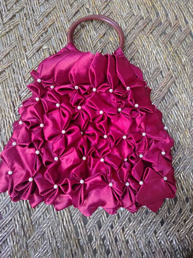 Elegant Beaded Clutch Bag