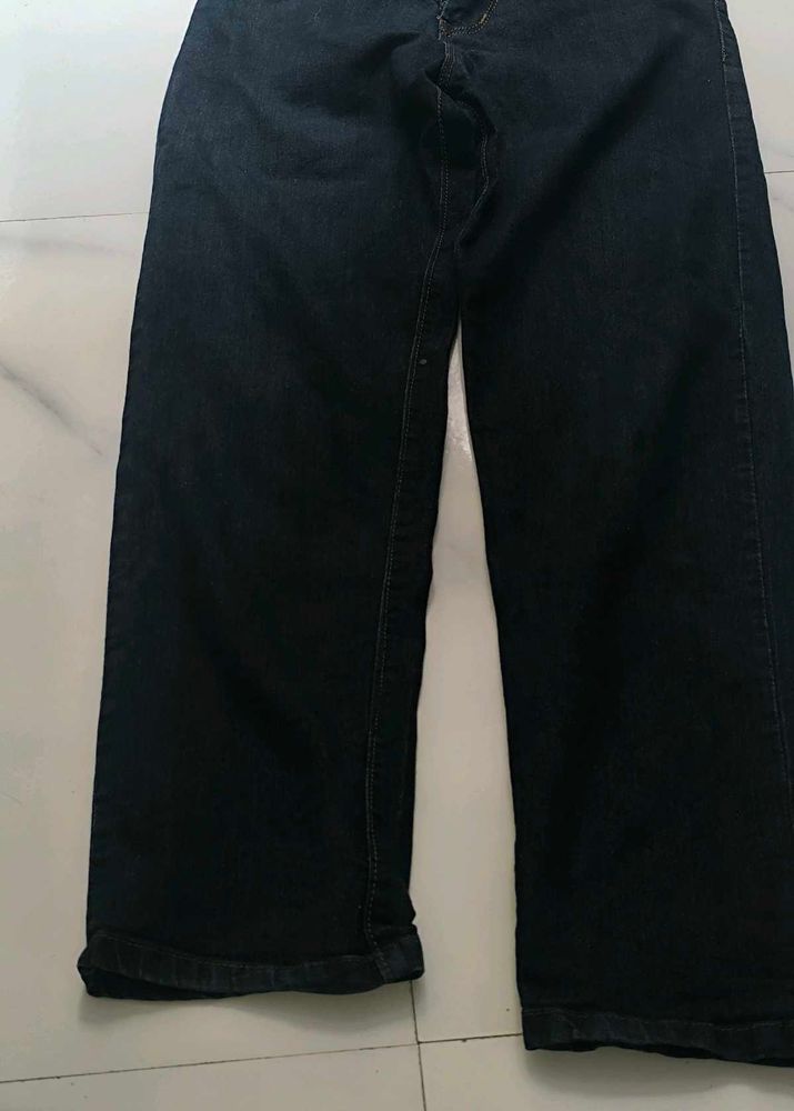 Dark Wash straight fit Jeans