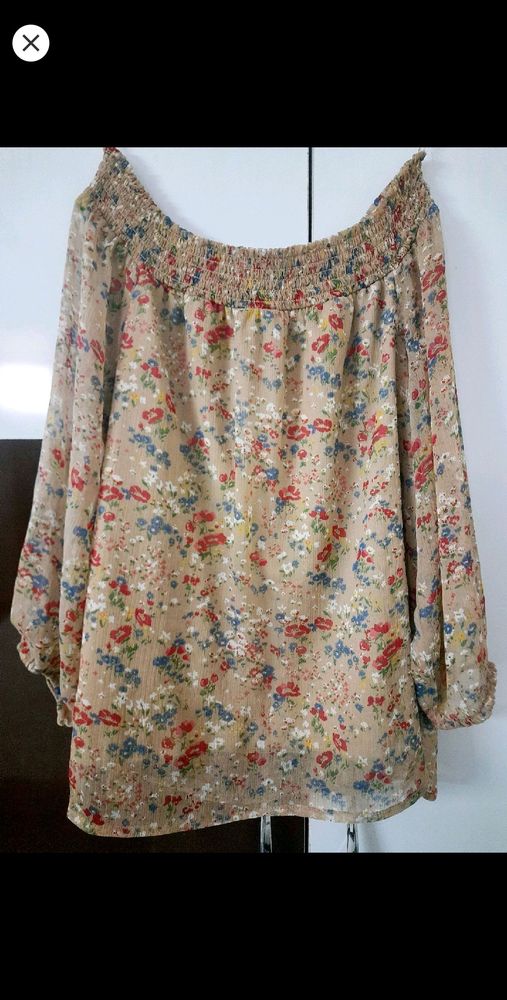 Harpa Floral Off Shoulder Bardot Top L