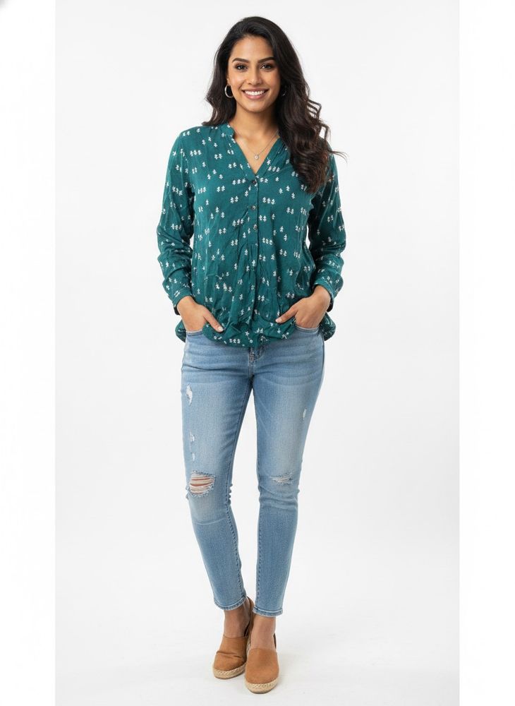 Chic Green Tree Print Top