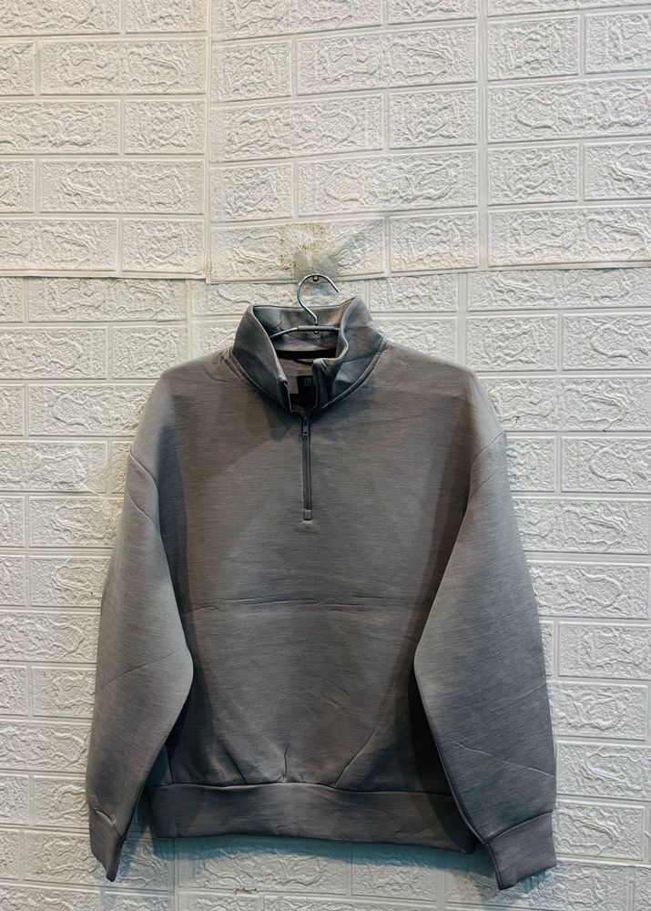 🇯🇵Uniqlo imported Pullover Sweatshirt