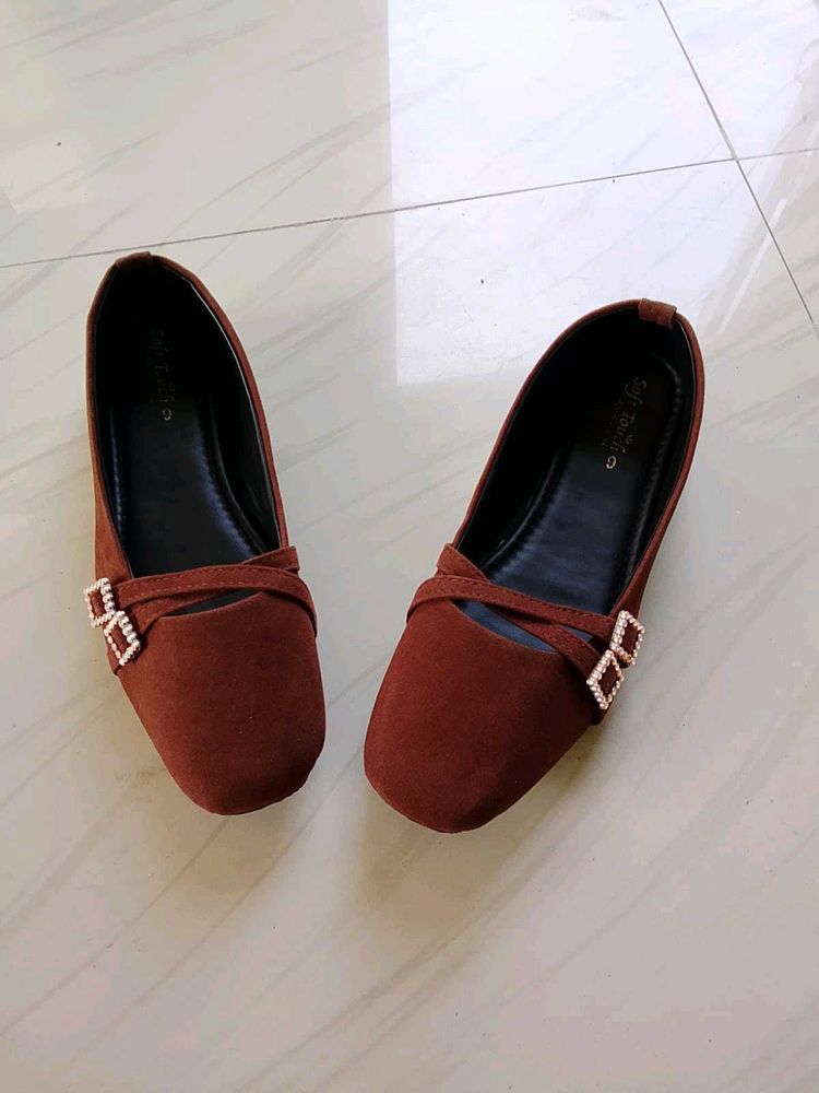Chic Brown Ballet Flats with Rhinestone Buckle