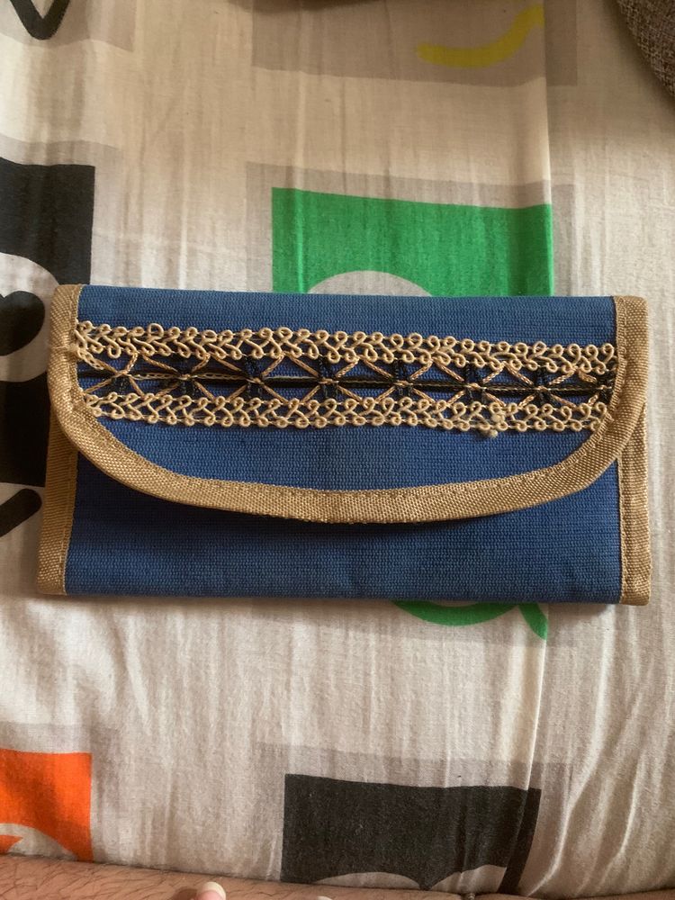 Blue Clutch