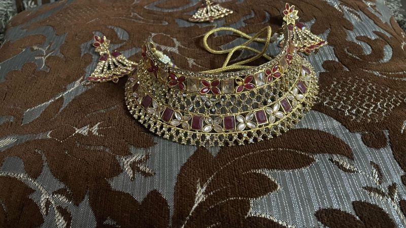Exquisite Kundan Bridal Choker Set