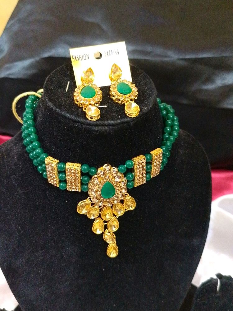 Necklace Green Kundan Stone Work