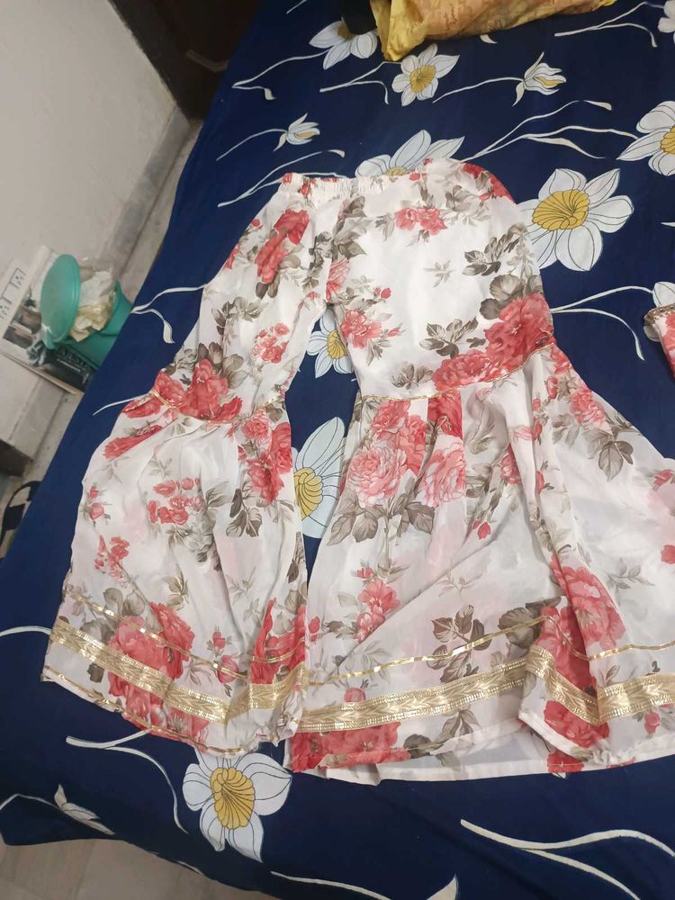 shrara suit