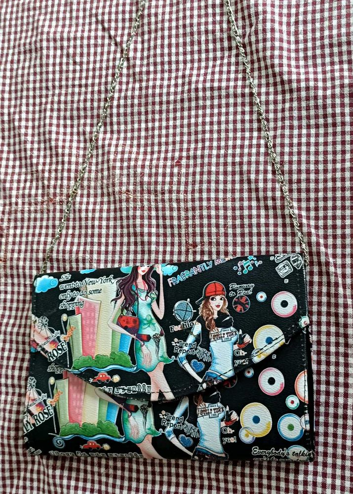 Funky Graphic Print Clutch with Chain