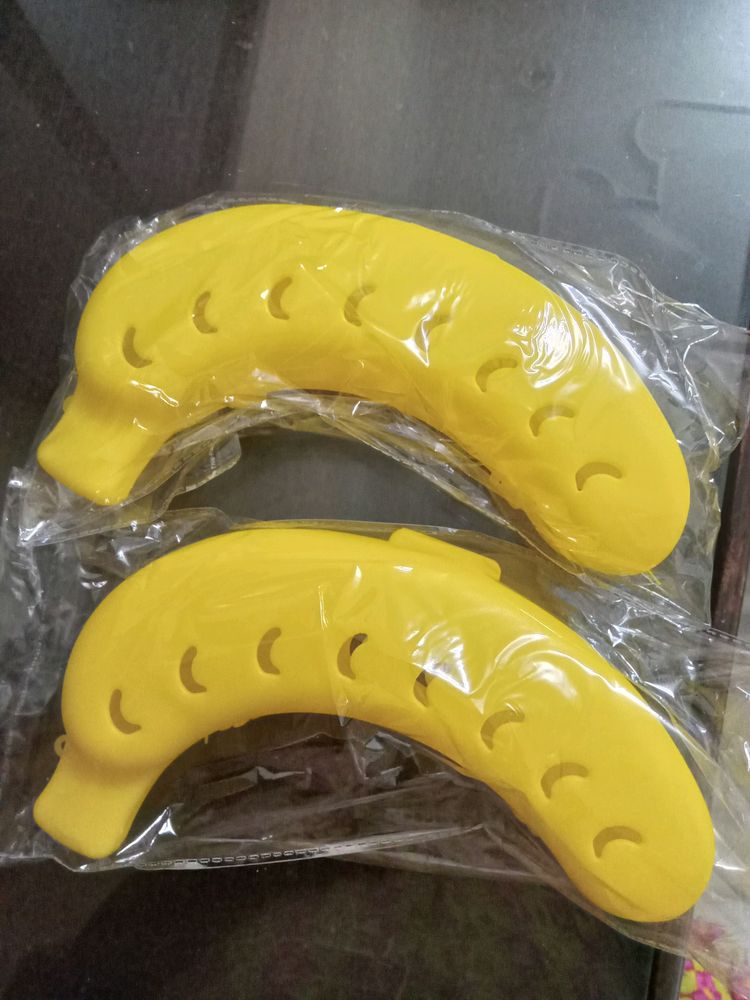 1 Pair Of Banana Protector Case