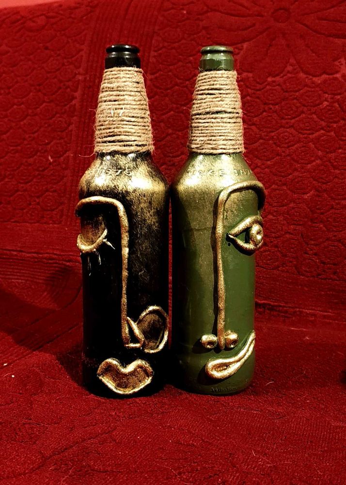 Handcrafted Decorative Face Bottle Art Showpiece (