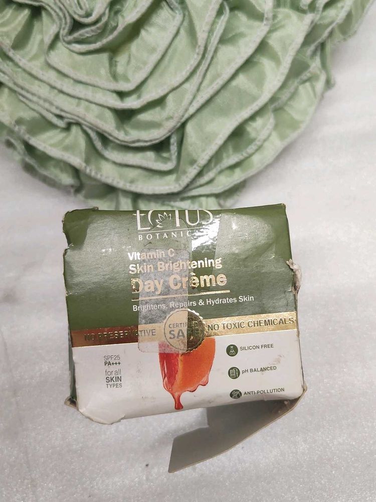 Lotus Botanicals Vitamin C Day Creme