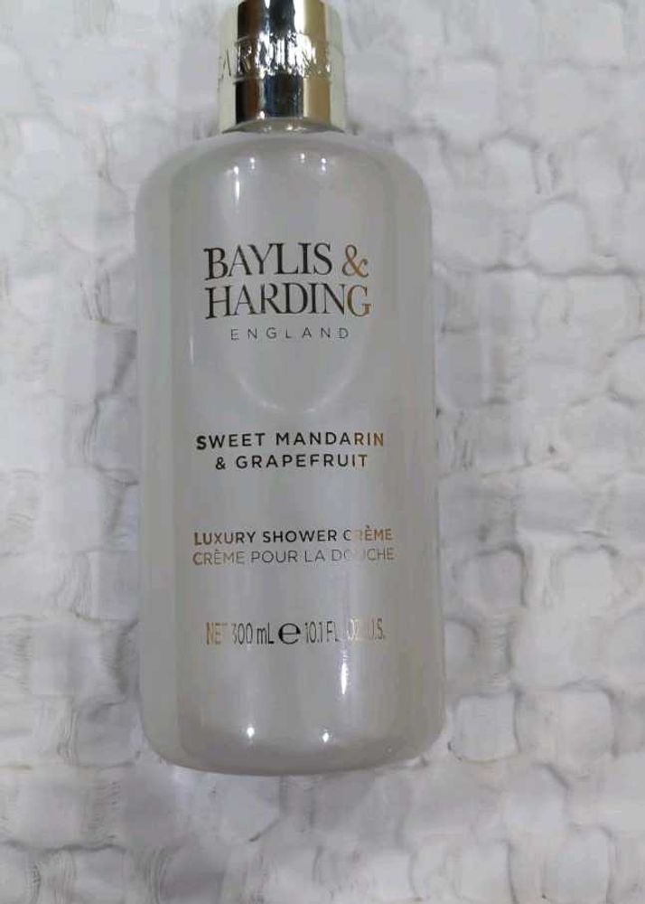Baylis &amp; Harding shower gel