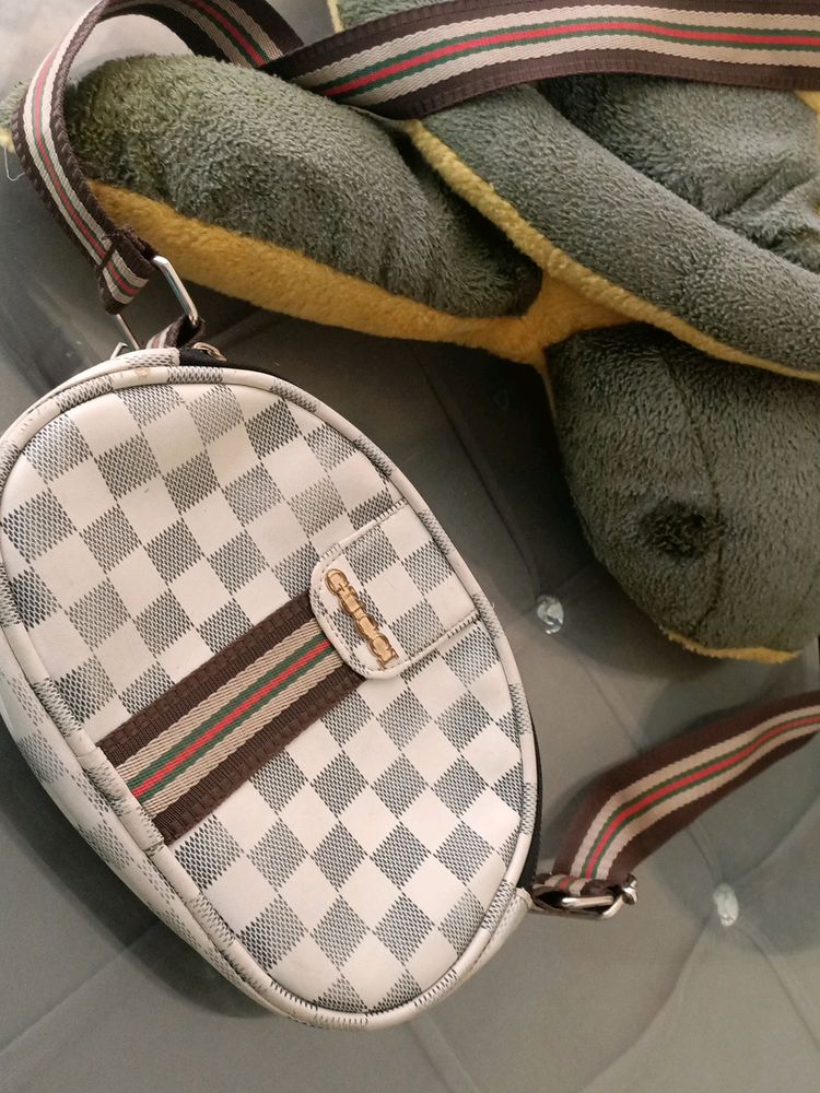 Portable Slingbag