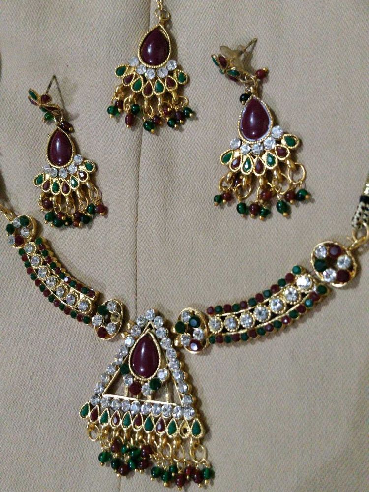 Vintage jewelry set