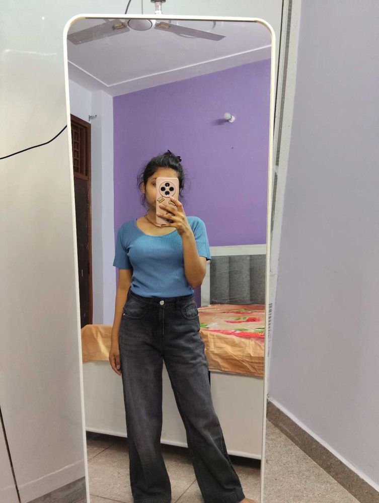 blue top