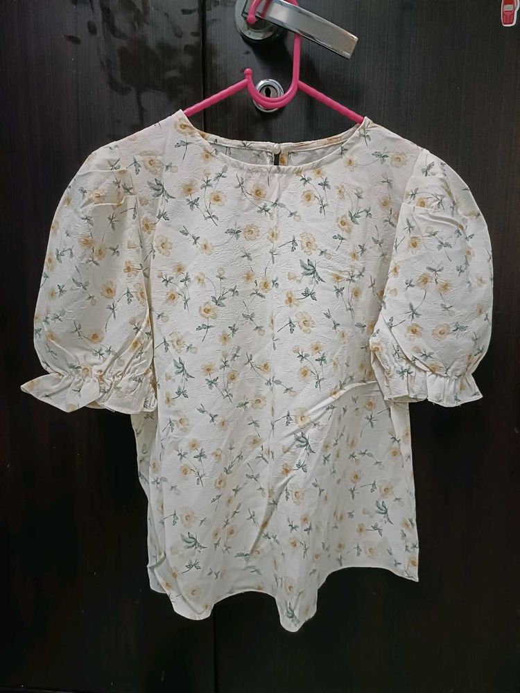 Chic Floral Print Puff Sleeve Top