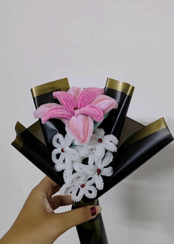 LILY FLOWER BOUQUET
