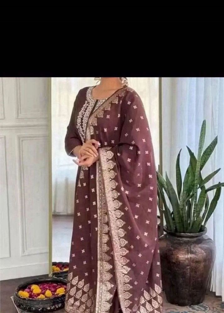 Elegant Embroidered Kurta Set with Dupatta