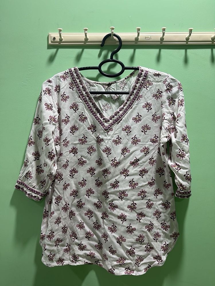 White Floral Print Kurta