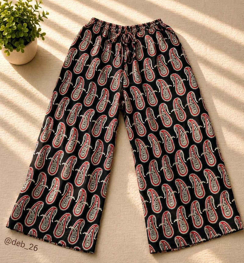 Stylish Paisley Print Palazzo Pants