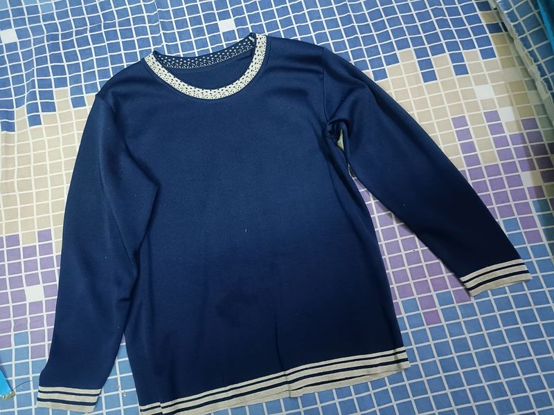 Short Top For Women In Xl Size Full Sleeves