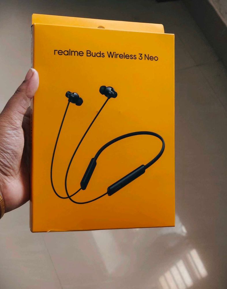 Brand New Realme Bluetooth 💙