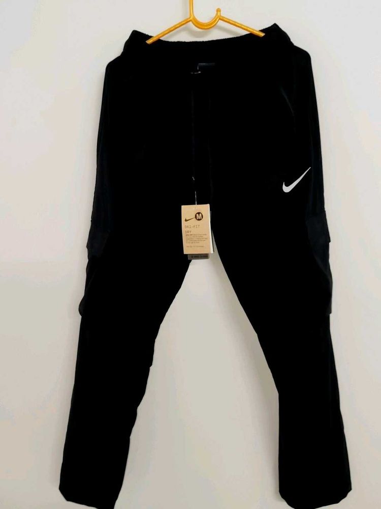 Nike Black Cargo Track Pant