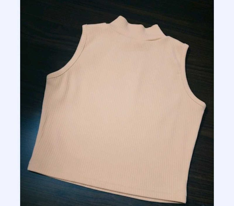 Ribbed Mock Neck Sleeveless Top