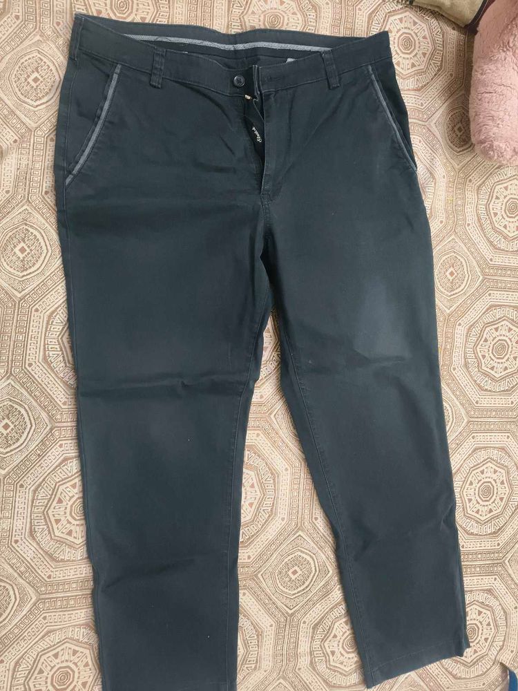 Cantabil Men's Casual Black Pants in 34 waist
